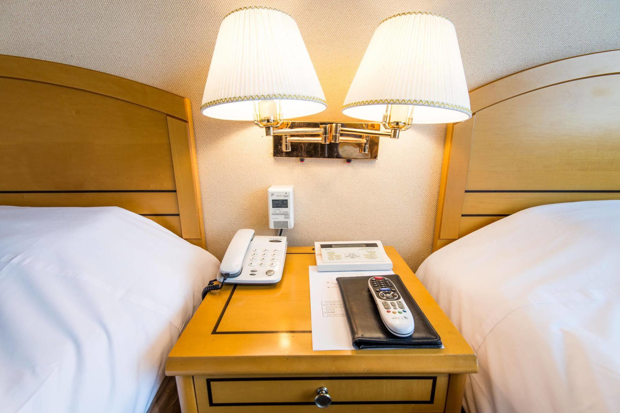 Hawaii Hotel Чеджу Екстериор снимка